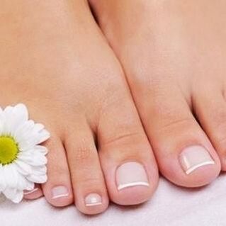 Healthy feet without fungus