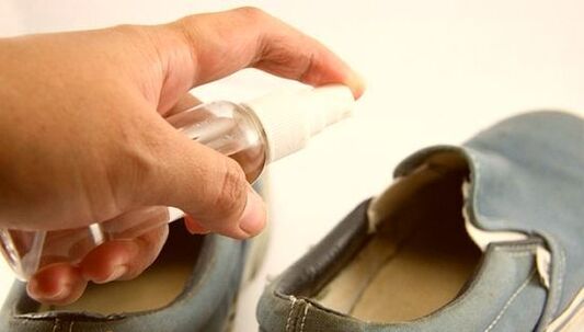 Shoe treatment for fungal prevention