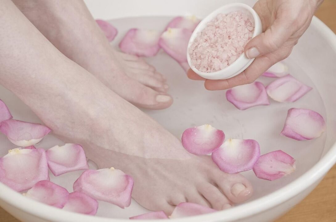 Tea tree oil baths